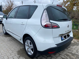 Renault Scenic foto 4