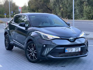 Toyota C-HR foto 3