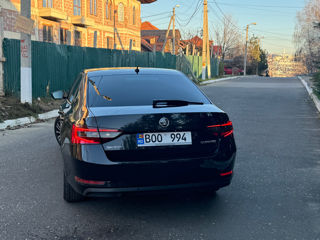 Skoda Superb foto 3