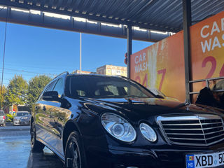 Mercedes E-Class foto 2