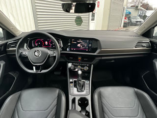 Volkswagen Jetta foto 7