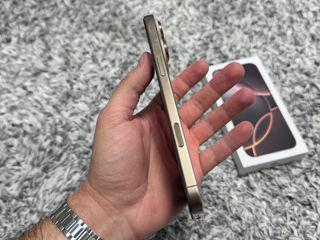 iPhone 16 Pro Max 512GB Desert Titanium foto 4