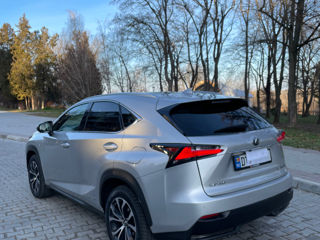 Lexus NX Series foto 4