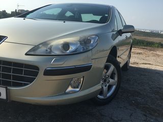 Peugeot 407 foto 1