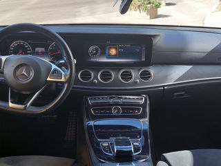 Mercedes E-Class foto 10