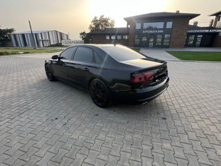 Audi A8 foto 3