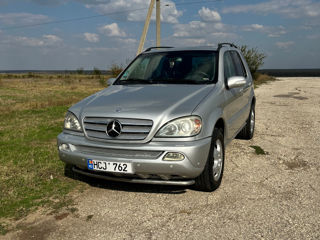 Mercedes M-Class