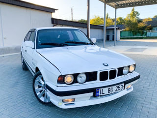 BMW 5 Series foto 6