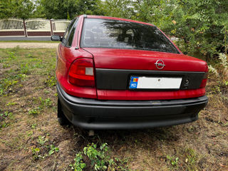 Opel Astra foto 2