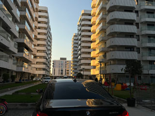 BMW 5 Series foto 3