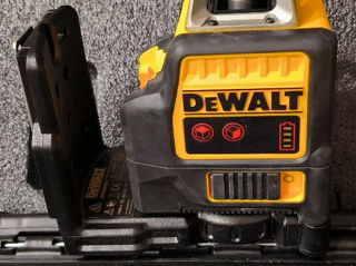 DeWalt Lazer nou +detector + baterie de rezerva foto 4