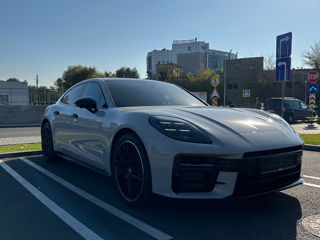 Porsche Panamera foto 8