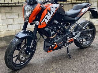 KTM Duke 125 foto 1