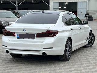 BMW 5 Series foto 5