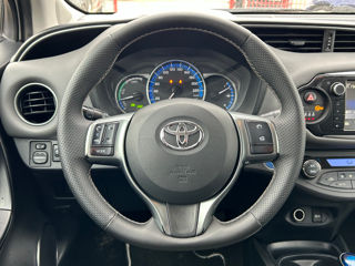 Toyota Yaris foto 12