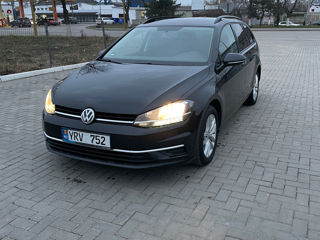 Volkswagen Golf foto 2