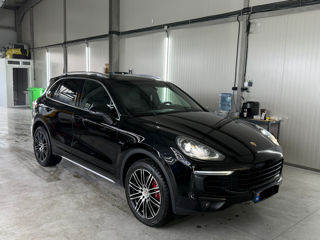 Porsche Cayenne foto 2