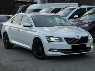 Skoda Superb foto 4