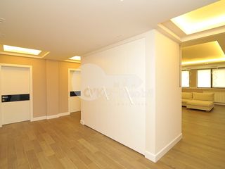 Apartament cu 3 camere, 172 m², Centru, Chișinău foto 6