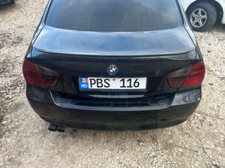 BMW 3 Series foto 2