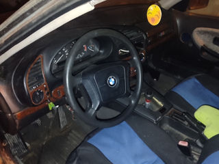 BMW 3 Series foto 3