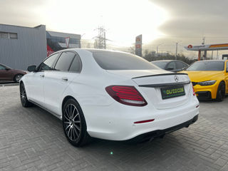 Mercedes E-Class foto 4