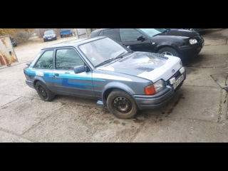 Ford Escort foto 3