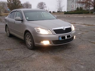 Skoda Octavia foto 1