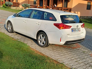 Toyota Auris foto 3