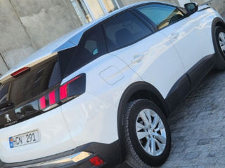 Peugeot 3008 foto 8