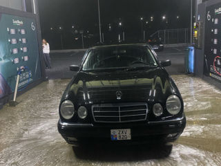 Mercedes E-Class