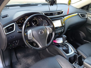 Nissan X-Trail foto 8