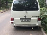 Volkswagen Caravelle foto 3