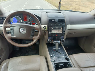 Volkswagen Touareg foto 7