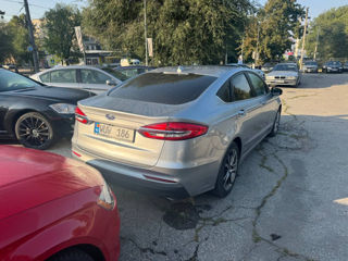 Ford Fusion foto 3