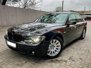 BMW 7 Series foto 2