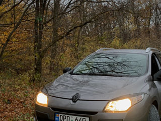 Renault Megane foto 2