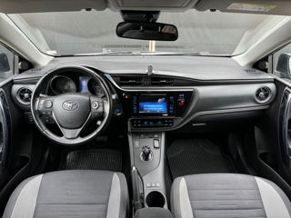 Toyota Auris foto 10