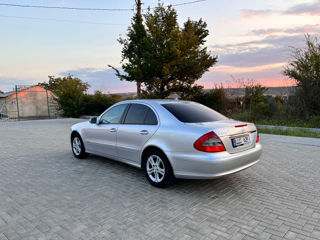 Mercedes E-Class foto 6