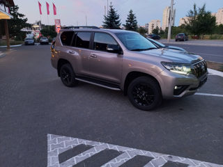 Toyota Land Cruiser Prado foto 6