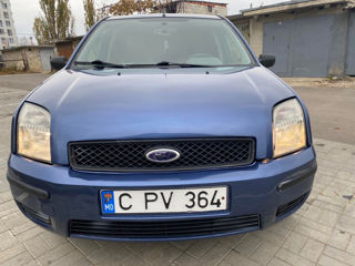 Ford Fusion foto 4