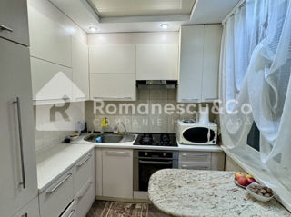 Apartament cu 2 camere, 60 m², Buiucani, Chișinău foto 4