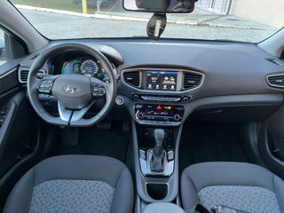 Hyundai Ioniq foto 8