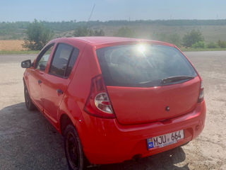 Dacia Sandero foto 4