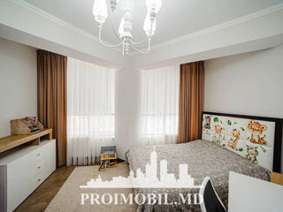 Apartament cu 2 camere, 57 m², Centru, Chișinău foto 8