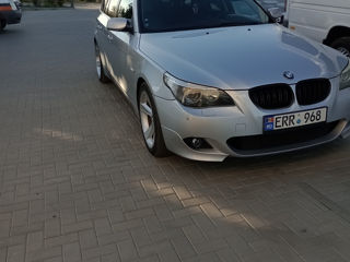 BMW 5 Series foto 5