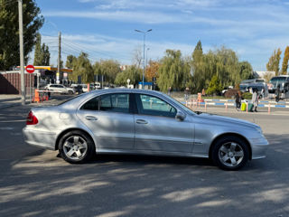 Mercedes E-Class foto 4