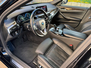 BMW 5 Series foto 6