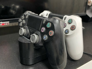 Play Station 4PRO 1TB foto 2