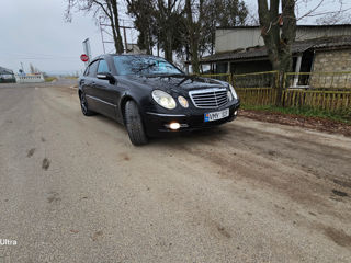 Mercedes E-Class foto 5